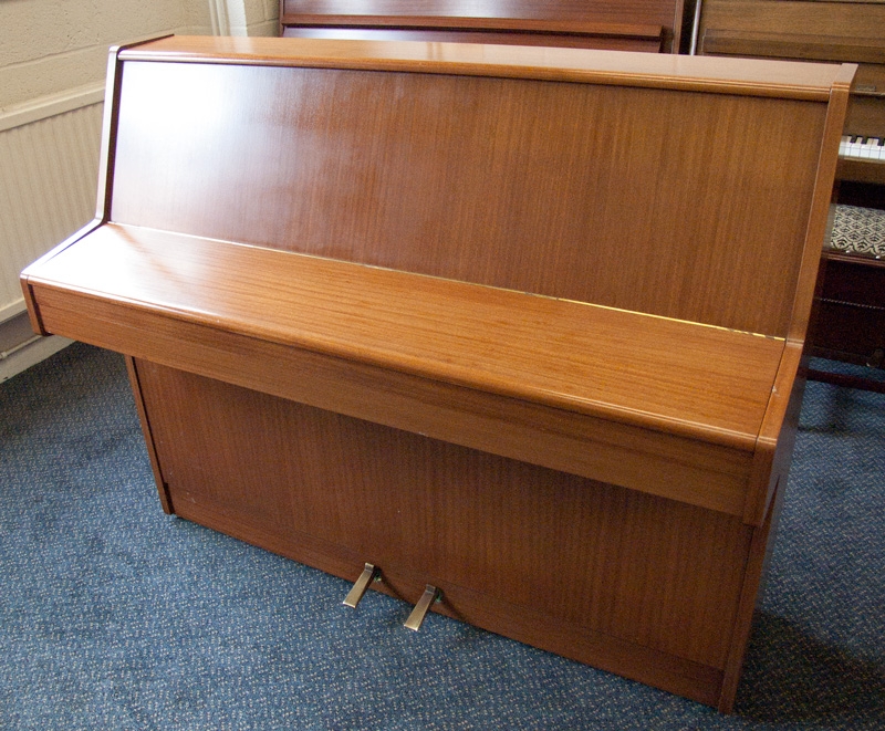 Kemble Compact