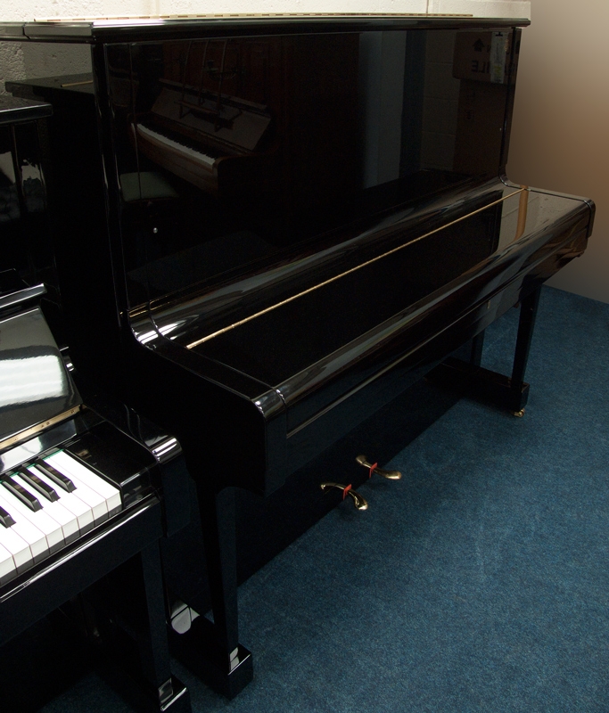 Steinway K
