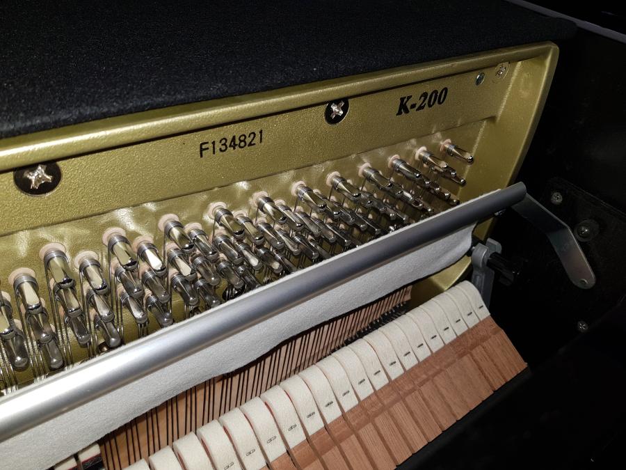 Kawai K-200 upright Piano in bright black – Gallery image – Roberts Pianos Oxford
