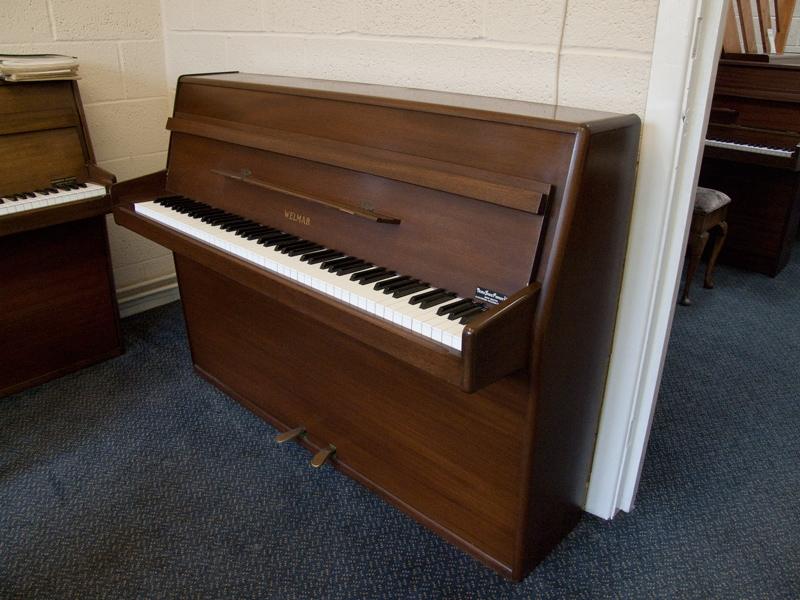 Welmar upright Piano – Featured image – Roberts Pianos Oxford