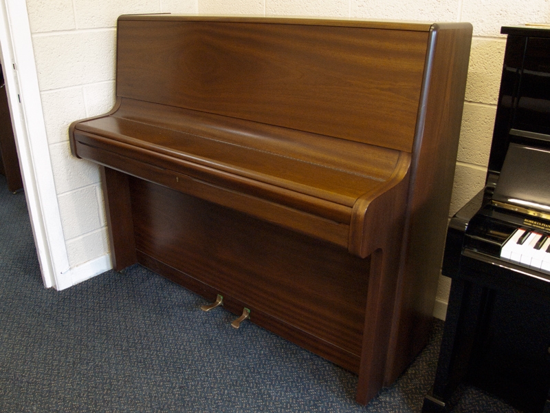 Welmar upright Piano – Gallery image – Roberts Pianos Oxford