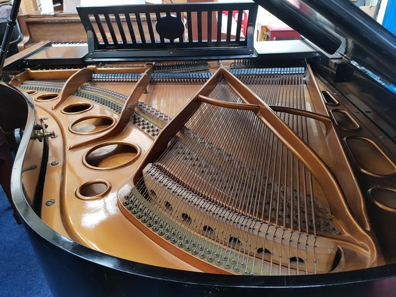 Bosendorfer 170 grand Piano in Black – Gallery image – Roberts Pianos Oxford