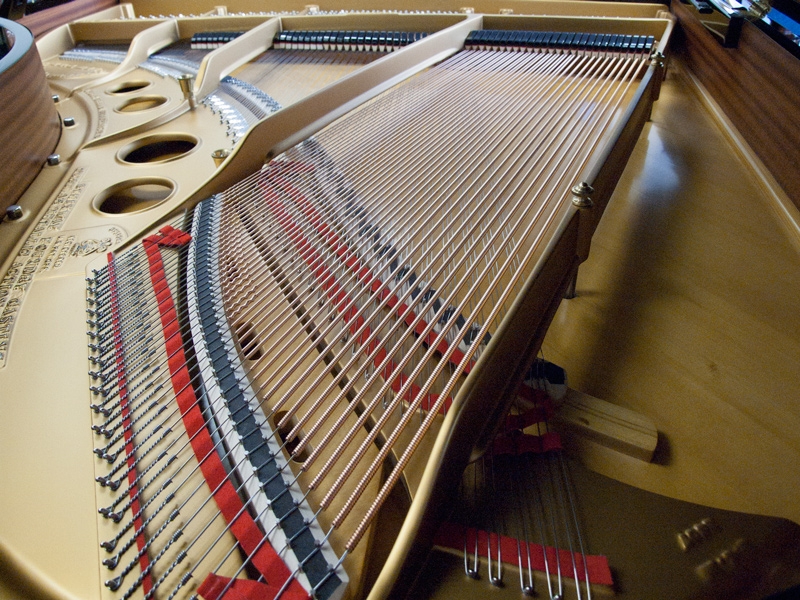 Steinway O
