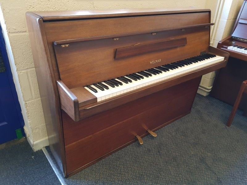 Welmar upright Piano in mahogany – Featured image – Roberts Pianos Oxford