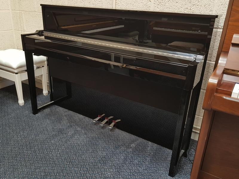 Yamaha NU1 digital Piano in Black polyester – Gallery image – Roberts Pianos Oxford