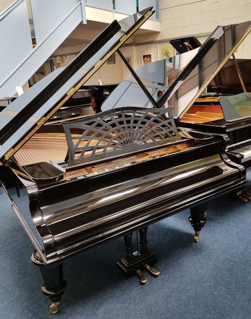 Bechstein V (5) grand Piano in bright black – Featured image – Roberts Pianos Oxford