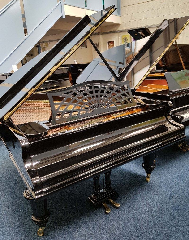 Bechstein V (5) grand Piano in bright black – Featured image – Roberts Pianos Oxford