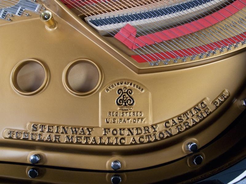 Steinway M grand Piano in Bright black – Gallery image – Roberts Pianos Oxford