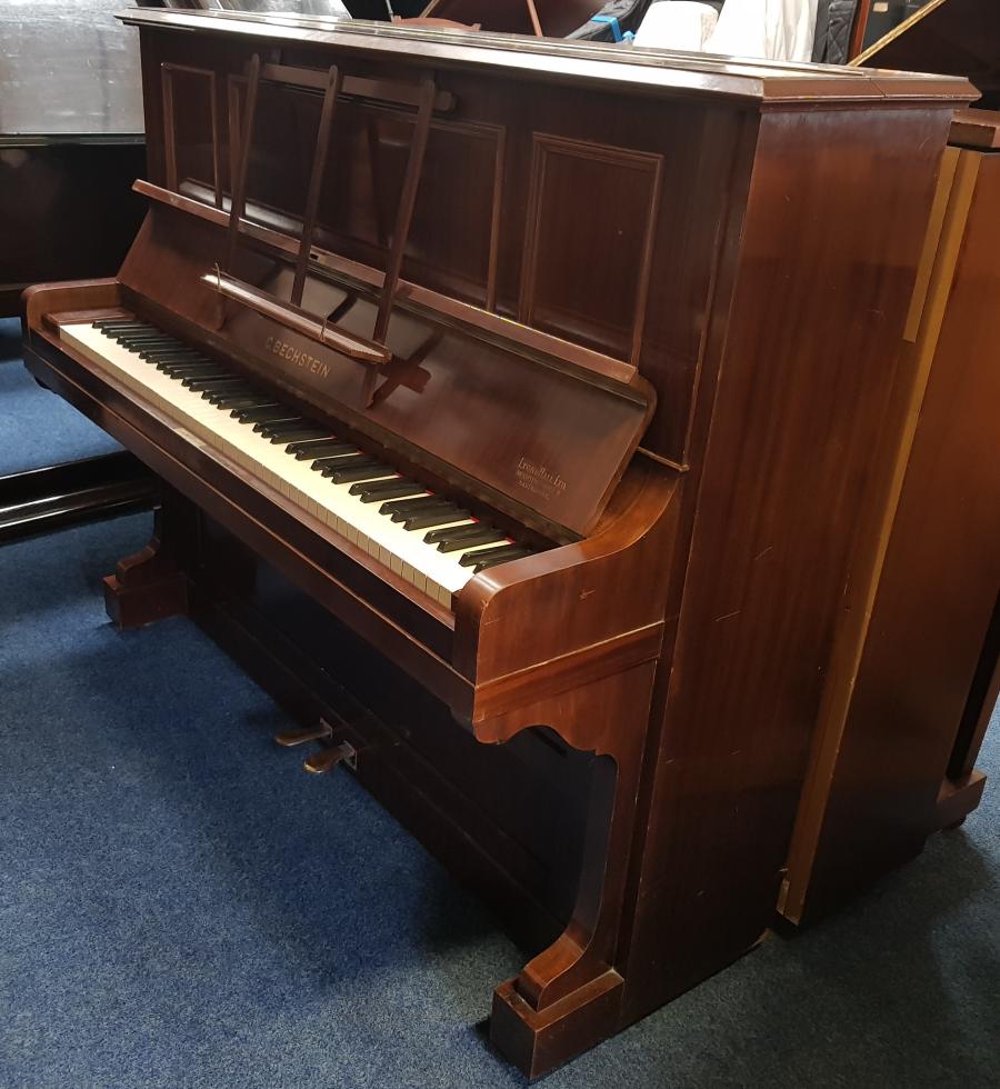 Bechstein 9 upright Piano in mahogany – Gallery image – Roberts Pianos Oxford