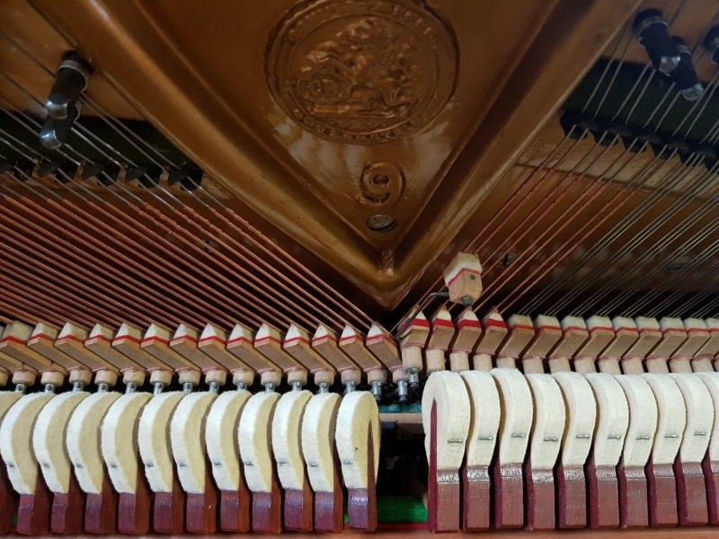 Bechstein 9 upright Piano in mahogany – Gallery image – Roberts Pianos Oxford