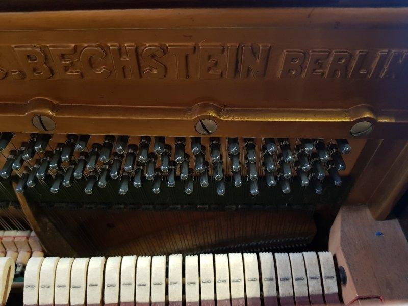 Bechstein 9 upright Piano in mahogany – Gallery image – Roberts Pianos Oxford