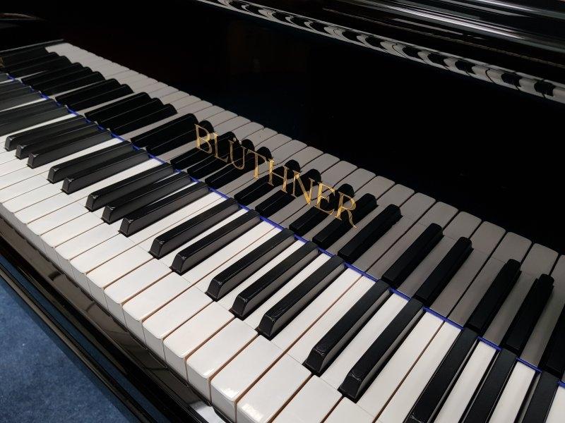 Bluthner IV grand Piano in Black – Gallery image – Roberts Pianos Oxford