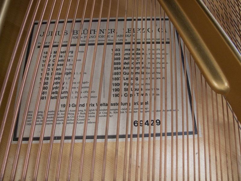 Bluthner Style VII grand Piano in rosewood – Gallery image – Roberts Pianos Oxford