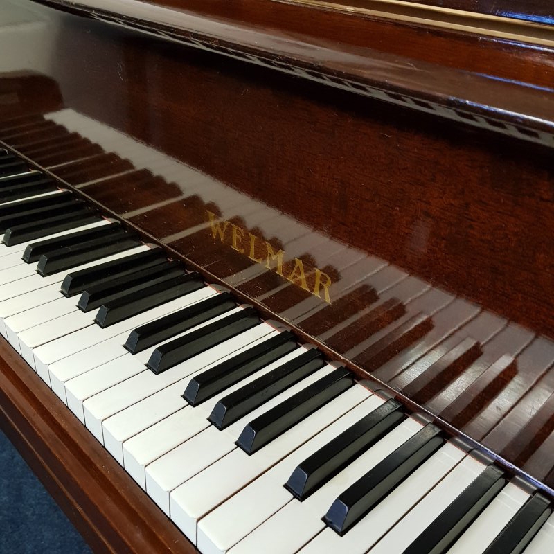 Welmar grand Piano in mahogany – Gallery image – Roberts Pianos Oxford