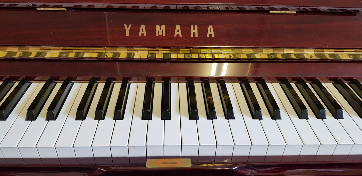Yamaha U1A