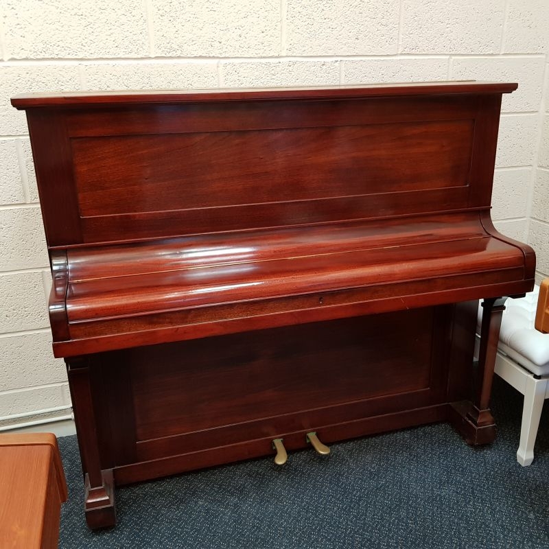 Piano detail