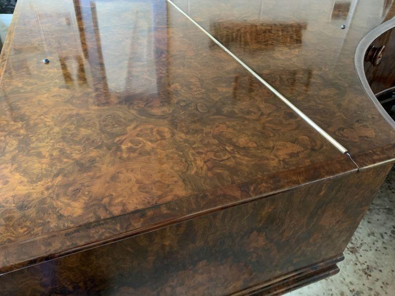 Bechstein V grand Piano in figured walnut – Gallery image – Roberts Pianos Oxford