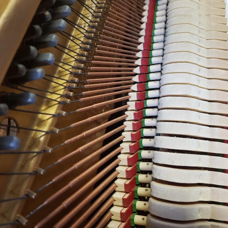 Knight K6 upright Piano in mahogany – Gallery image – Roberts Pianos Oxford