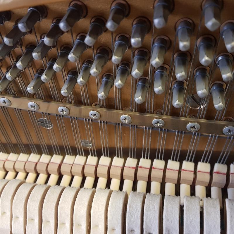 Knight K6 upright Piano in mahogany – Gallery image – Roberts Pianos Oxford