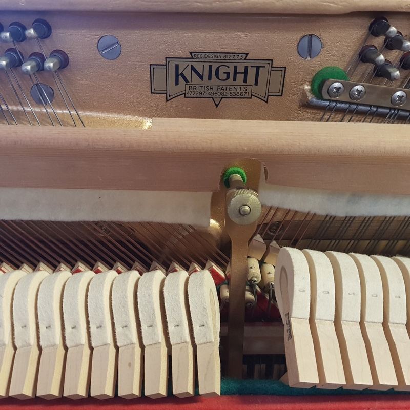 Knight upright Piano in mahogany – Gallery image – Roberts Pianos Oxford