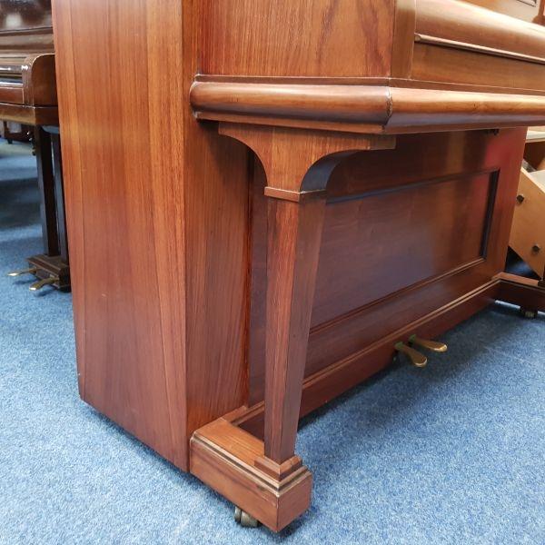 Bluthner upright Piano in rosewood – Gallery image – Roberts Pianos Oxford