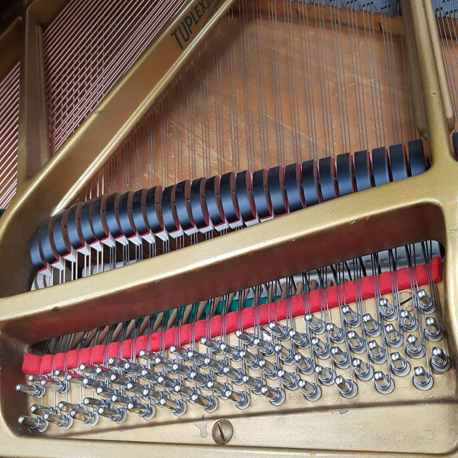 Monington and Weston grand Piano in walnut – Gallery image – Roberts Pianos Oxford