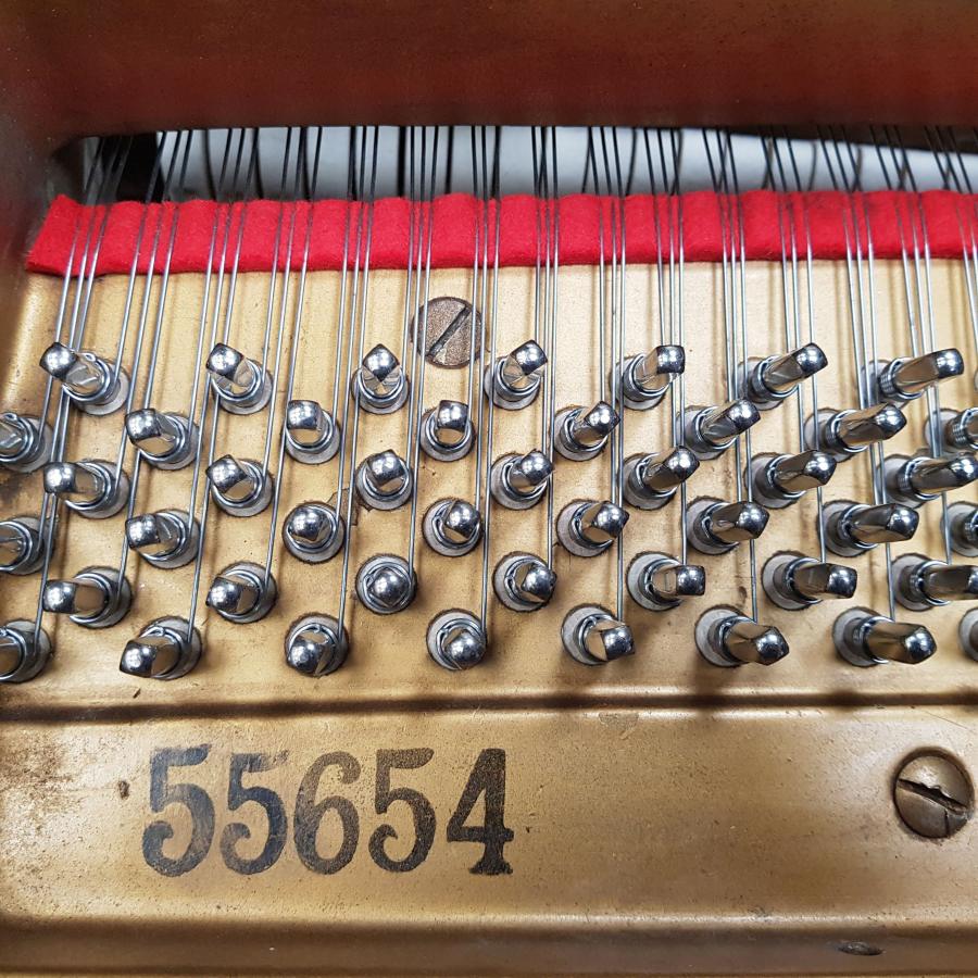 Monington and Weston grand Piano in walnut – Gallery image – Roberts Pianos Oxford
