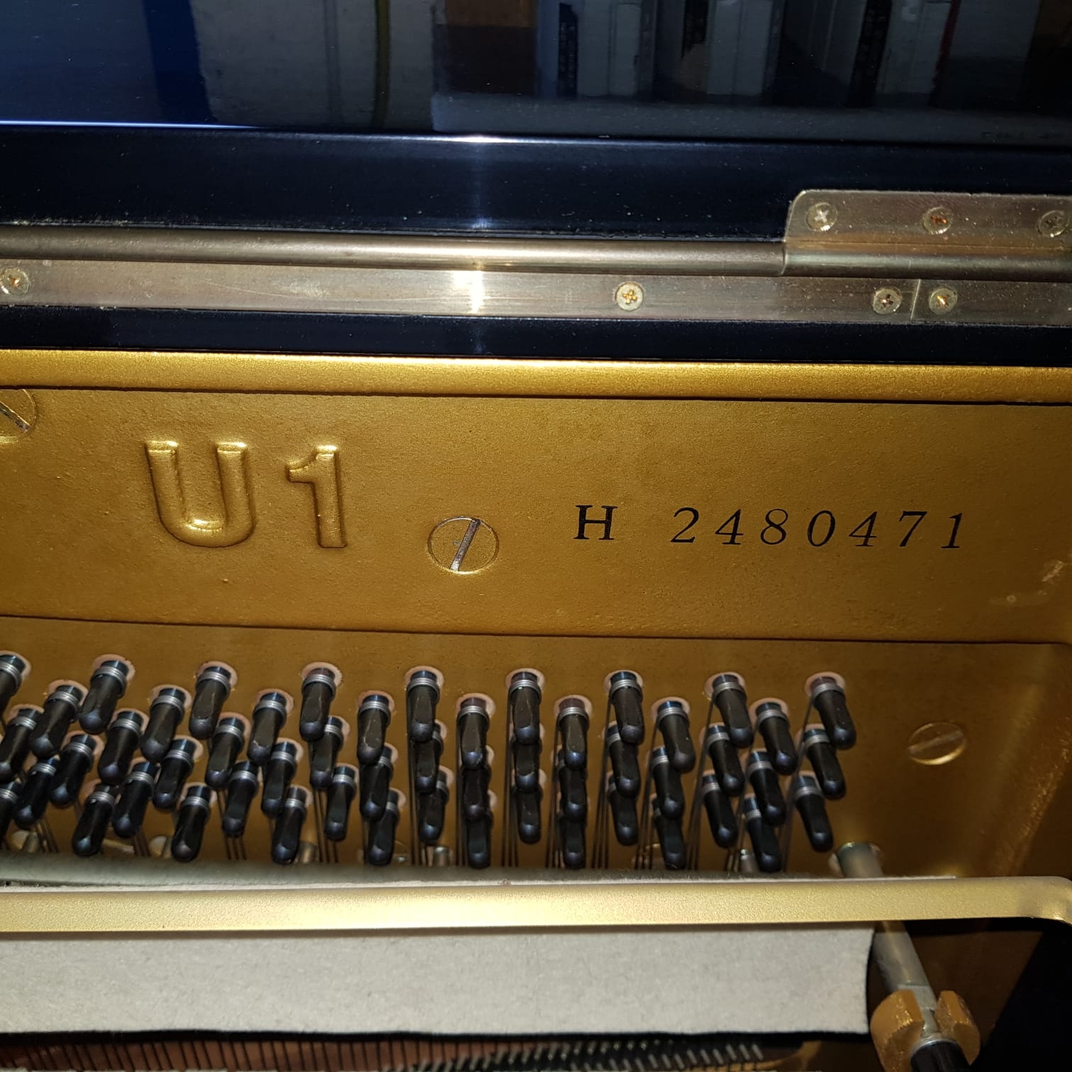 Yamaha U1H