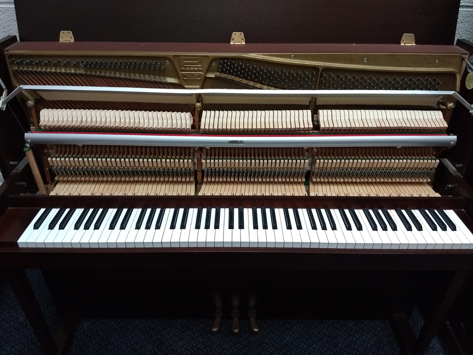 Fazer upright Piano in mahogany – Gallery image – Roberts Pianos Oxford