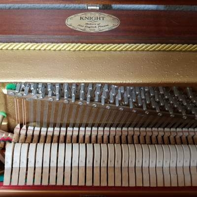 Knight upright Piano in mahogany – Gallery image – Roberts Pianos Oxford
