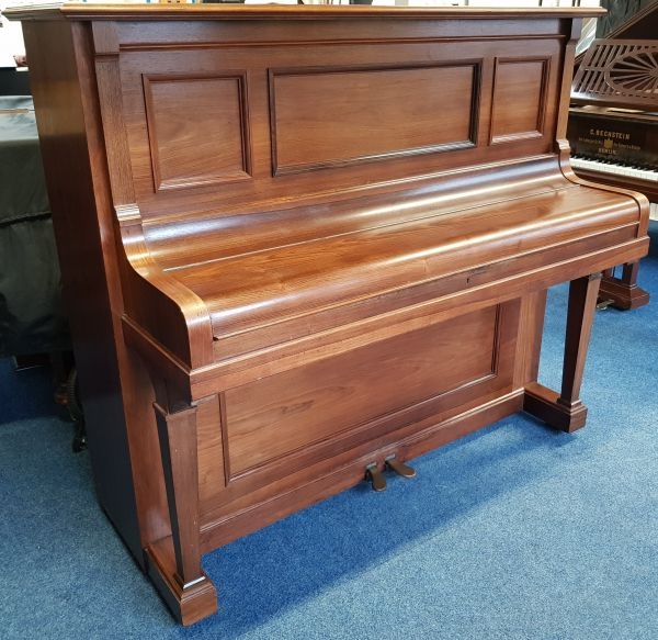 Bluthner upright Piano in Rosewood – Gallery image – Roberts Pianos Oxford