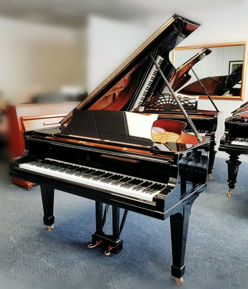Steinway M grand Piano in bright black – Featured image – Roberts Pianos Oxford