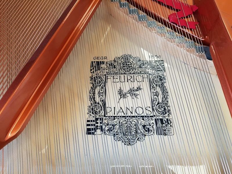 Feurich 162 grand Piano in gloss black – Gallery image – Roberts Pianos Oxford
