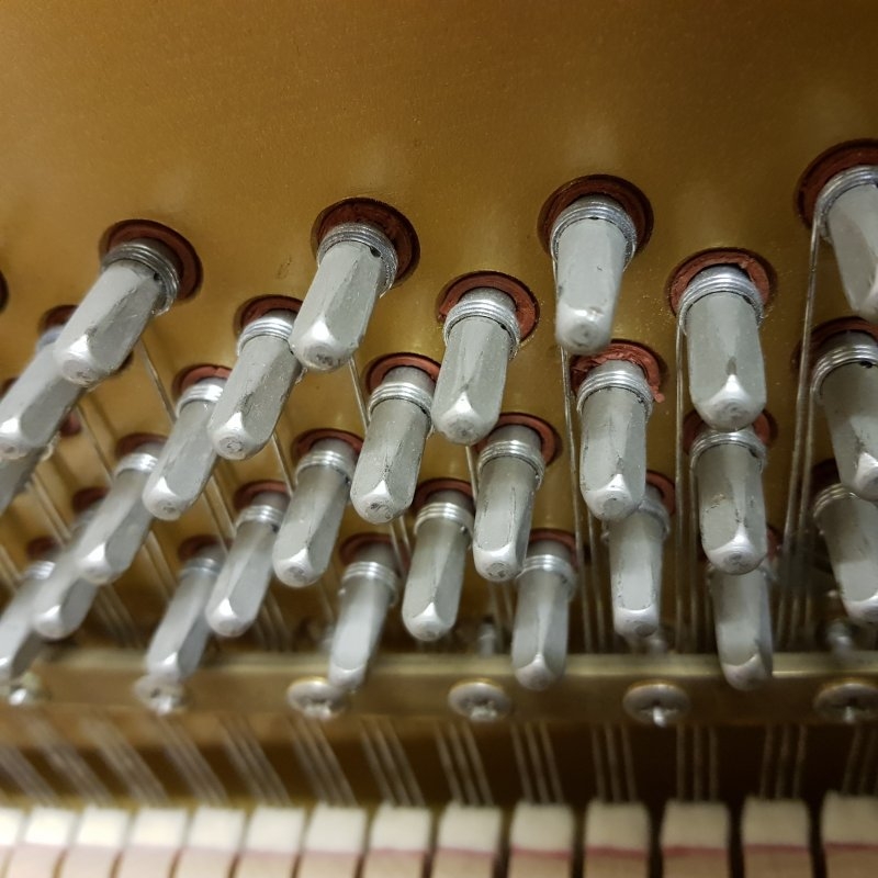 Knight K10 upright Piano in mahogany – Gallery image – Roberts Pianos Oxford