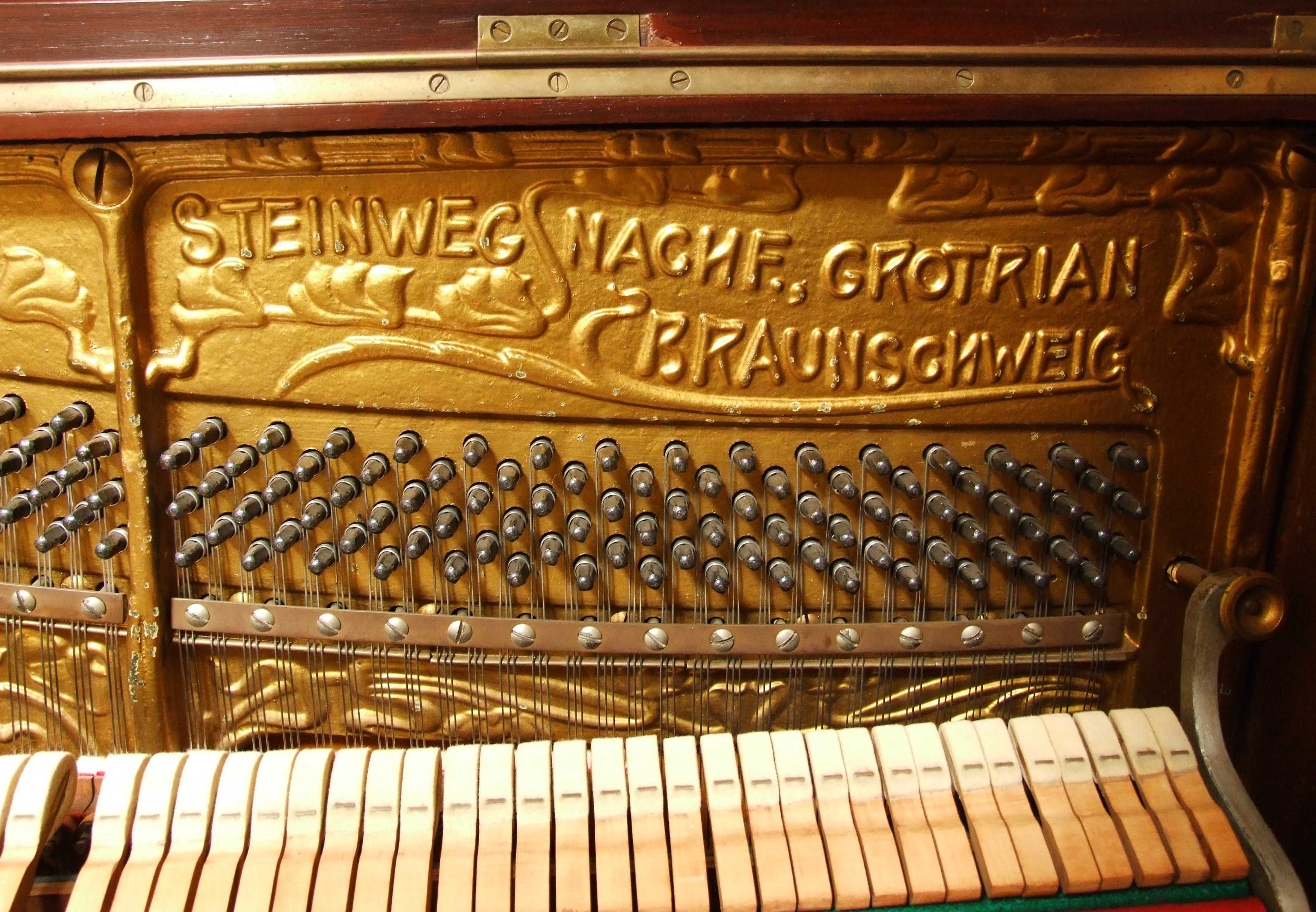 Grotrian Steinweg upright Piano in rosewood – Gallery image – Roberts Pianos Oxford