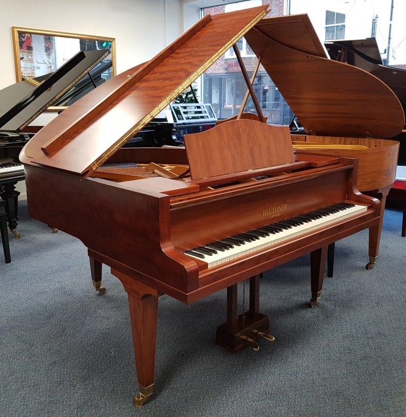 Bluthner Style lV grand Piano in fiddleback mahogany – Featured image – Roberts Pianos Oxford