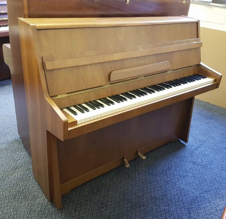 Kemble upright Piano in crown cut walnut – Featured image – Roberts Pianos Oxford