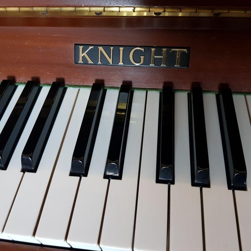 Knight K10 upright Piano in Mahogany – Gallery image – Roberts Pianos Oxford