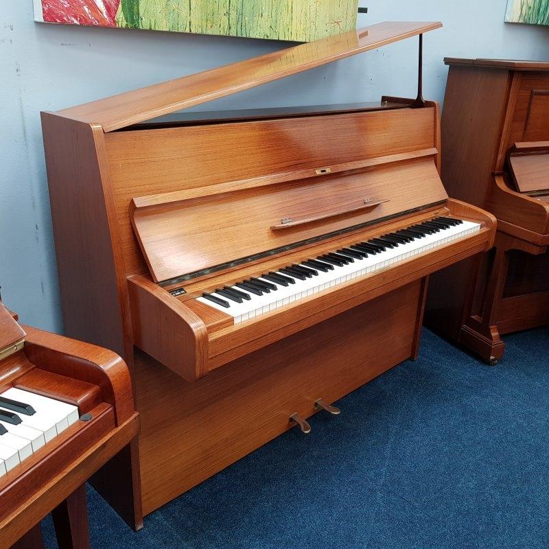 Bechstein upright Piano in teak – Gallery image – Roberts Pianos Oxford