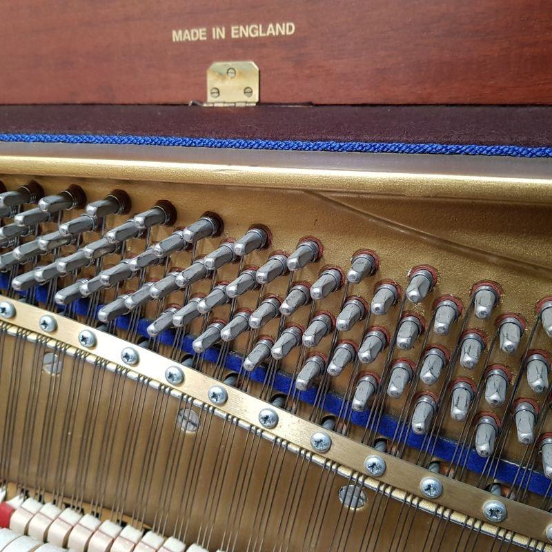 Welmar A4 upright Piano in mahogany – Gallery image – Roberts Pianos Oxford