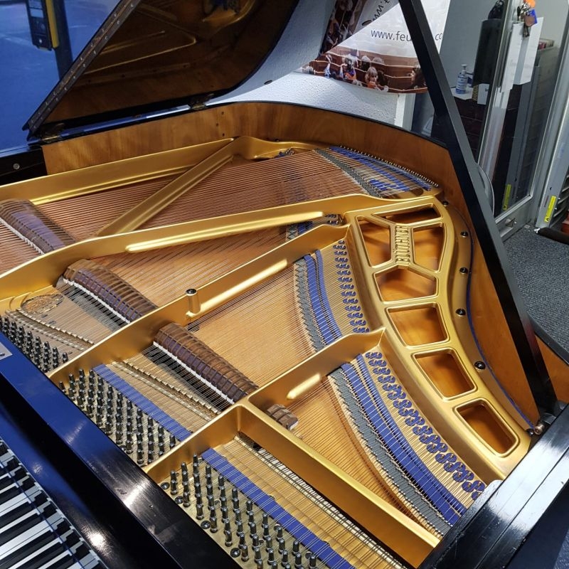 Bluthner IV (4) grand Piano in black – Gallery image – Roberts Pianos Oxford