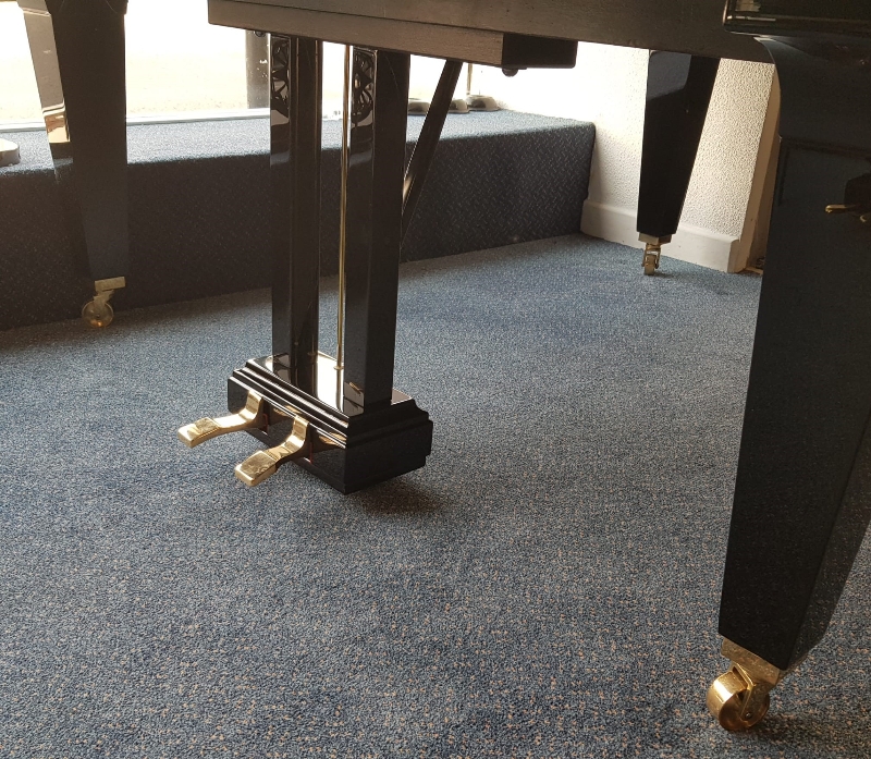 Grotrian Steinweg 160 grand Piano in black – Gallery image – Roberts Pianos Oxford