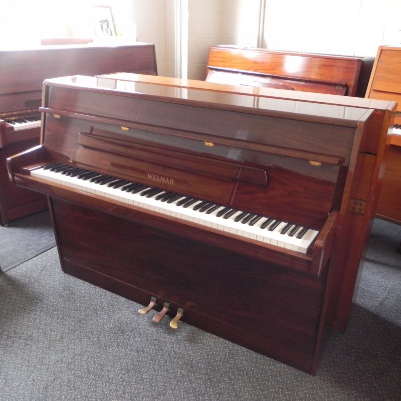 Welmar upright Piano in walnut polished – Gallery image – Roberts Pianos Oxford
