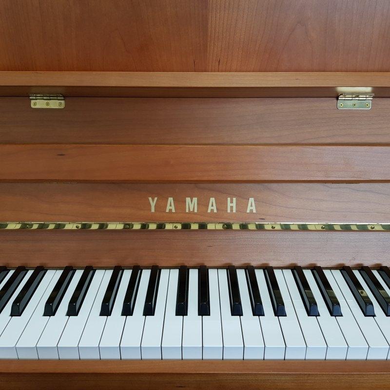 Yamaha P112 NTS upright Piano in Cherry satin – Gallery image – Roberts Pianos Oxford