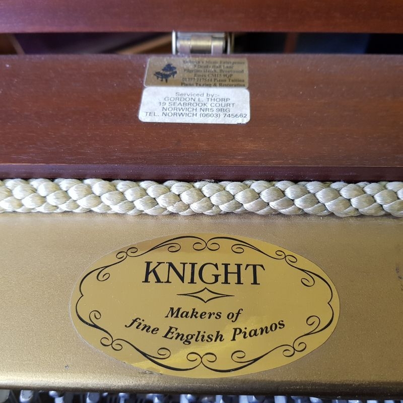 Knight K10 upright Piano in mahogany – Gallery image – Roberts Pianos Oxford