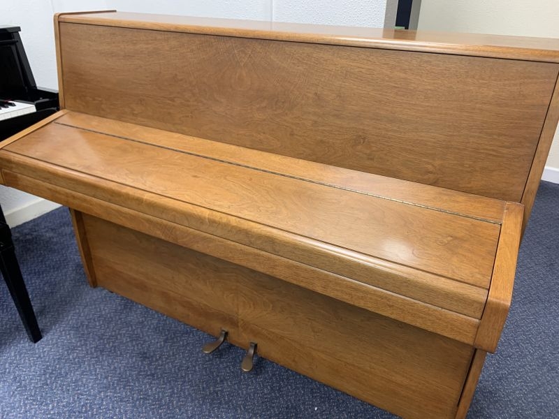 Knight K6 (20) upright Piano in walnut satin – Gallery image – Roberts Pianos Oxford