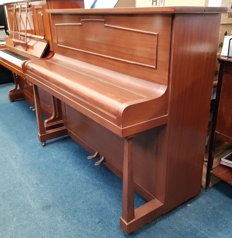 Piano detail