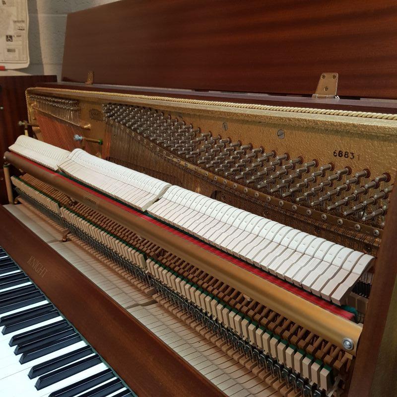 Knight London upright Piano in Mahogany – Gallery image – Roberts Pianos Oxford