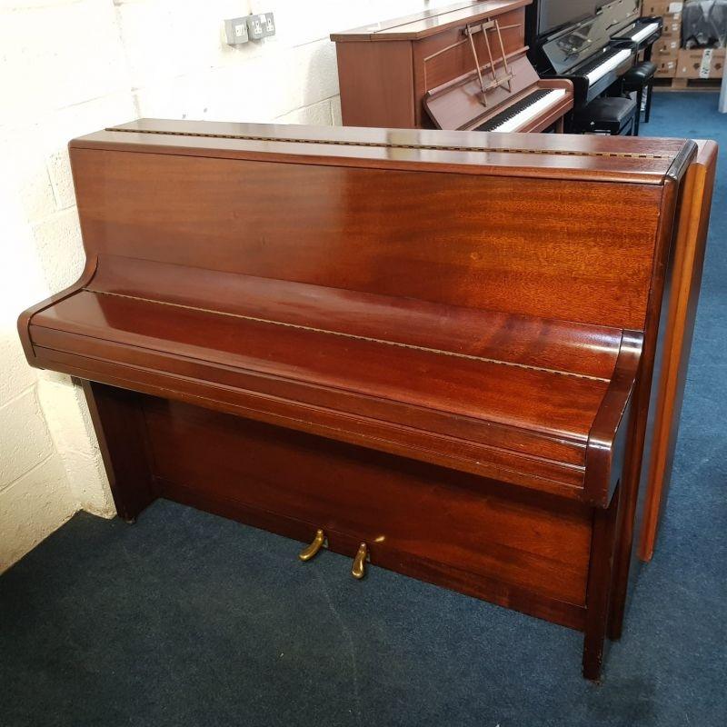 Welmar 110 upright Piano in Mahogany – Gallery image – Roberts Pianos Oxford