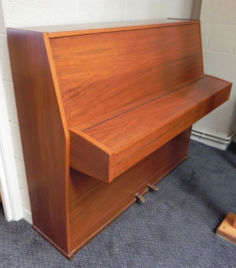 Welmar upright Piano in walnut – Gallery image – Roberts Pianos Oxford